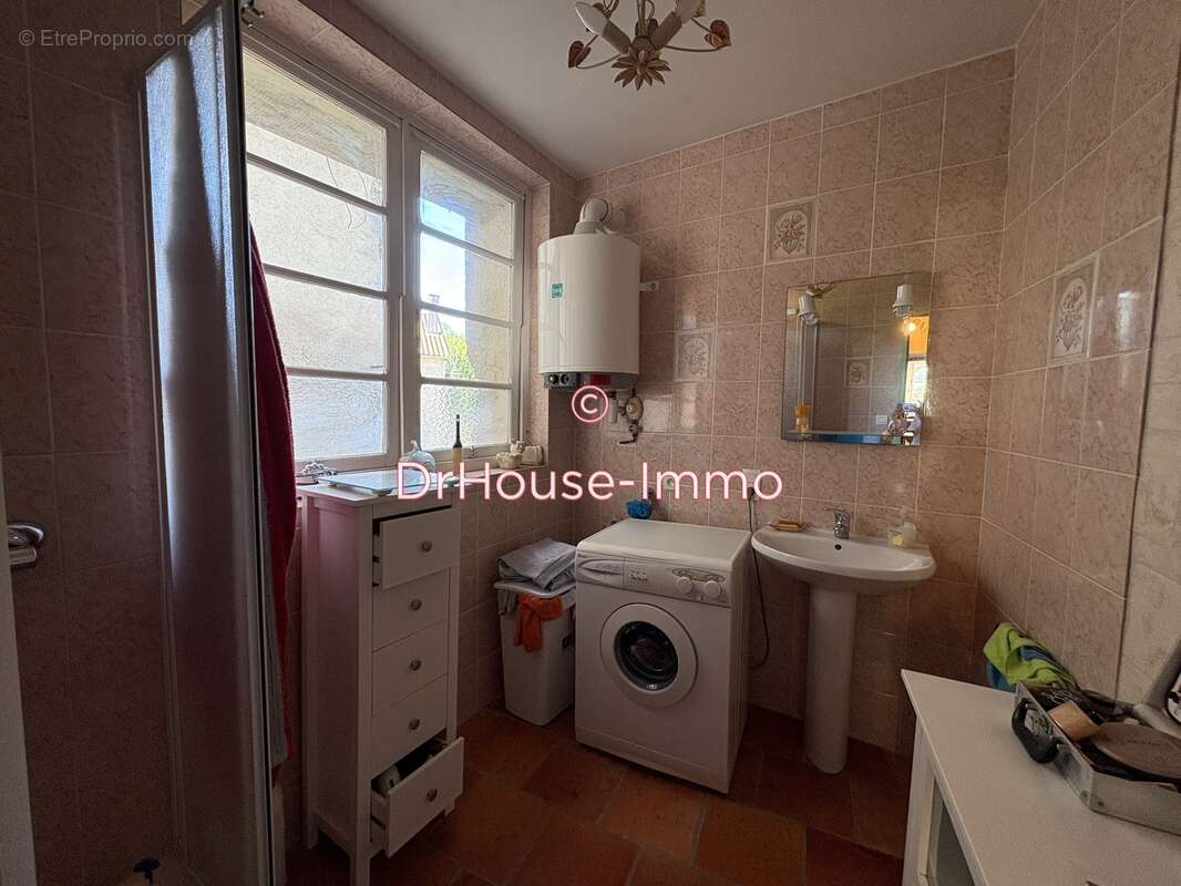 Maison à MILHAC-DE-NONTRON