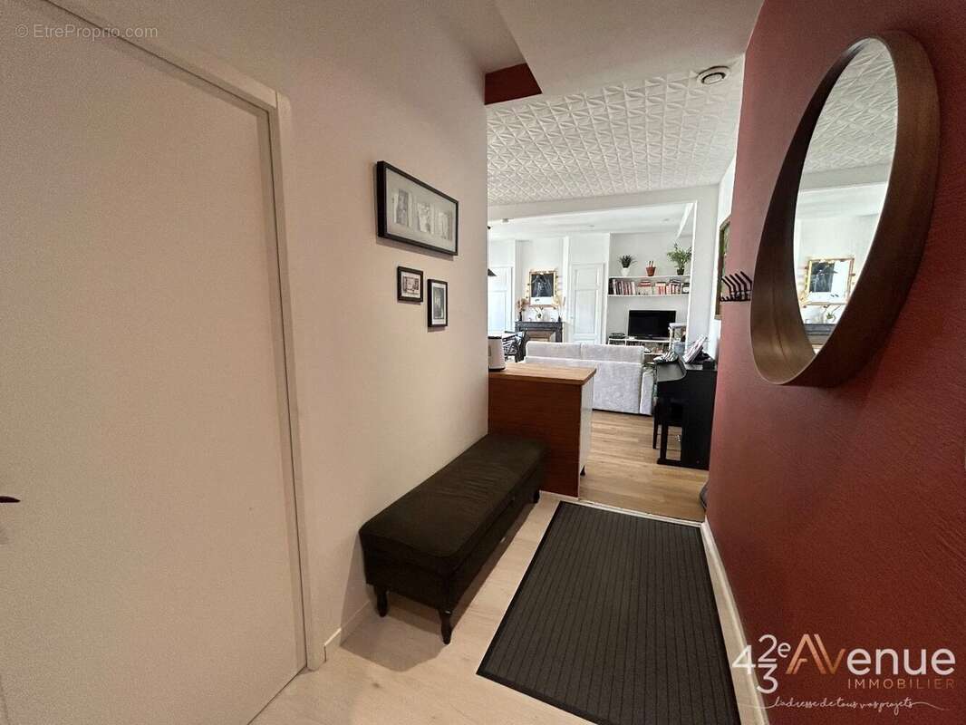 Appartement à SAINT-ETIENNE