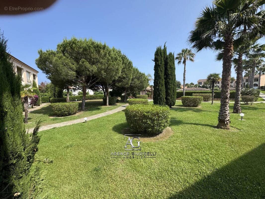 Appartement à LINGUIZZETTA