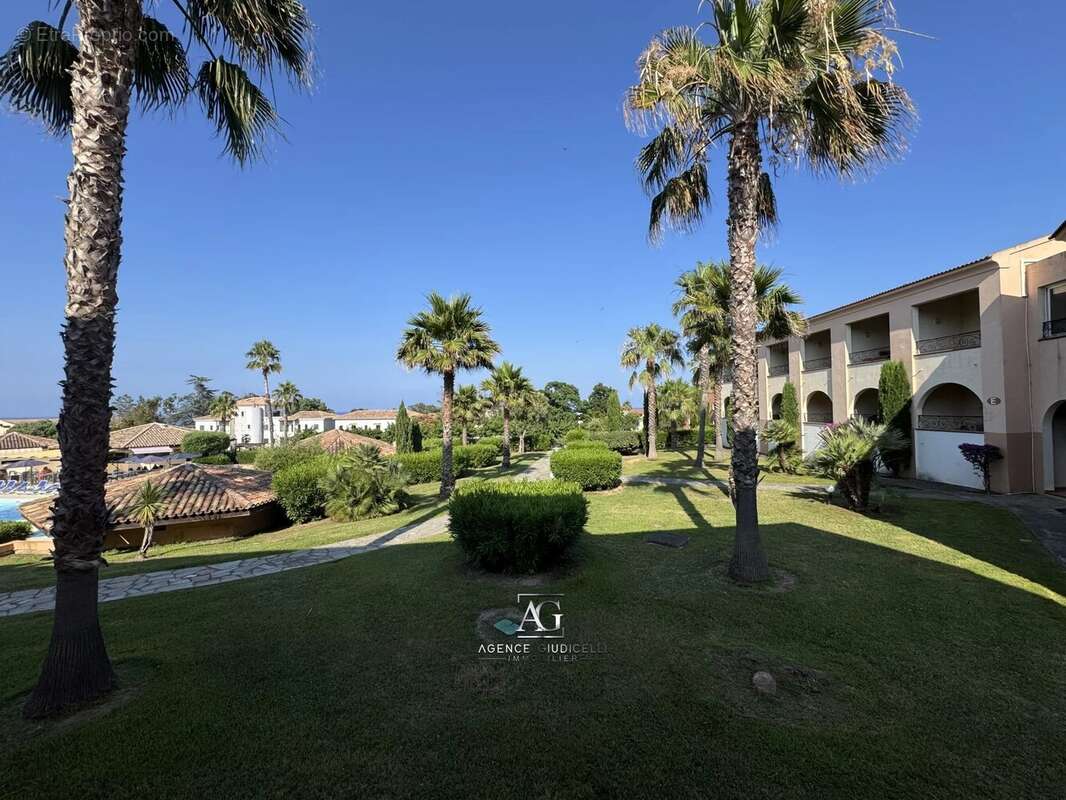 Appartement à LINGUIZZETTA