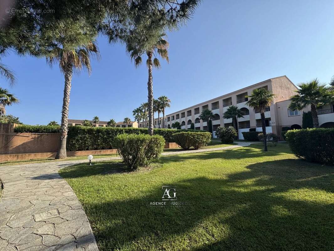 Appartement à LINGUIZZETTA