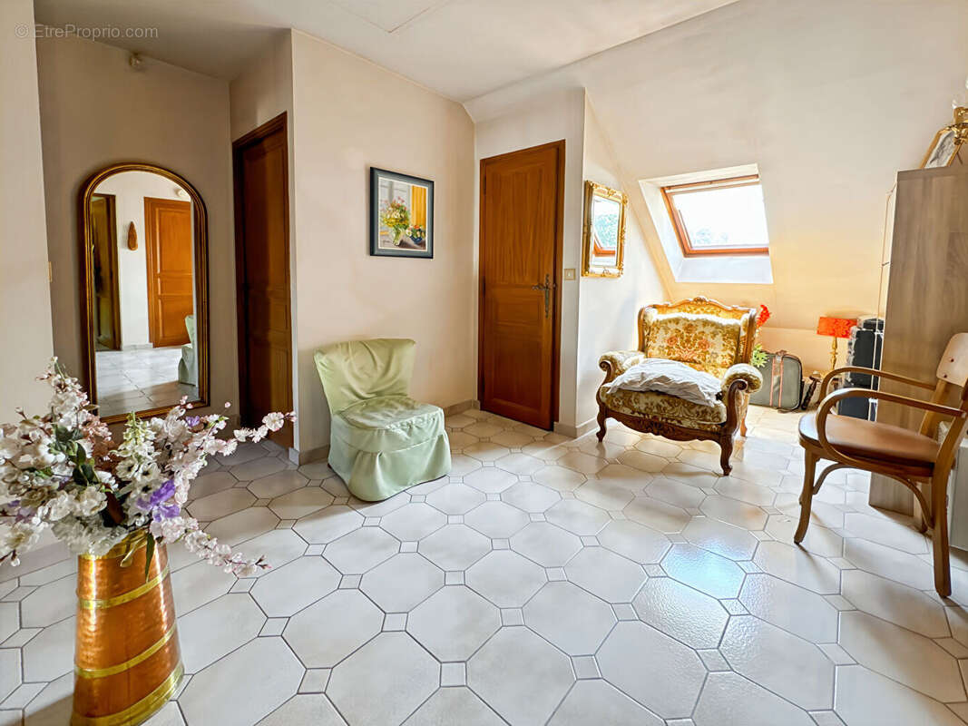 Maison à BALLAINVILLIERS