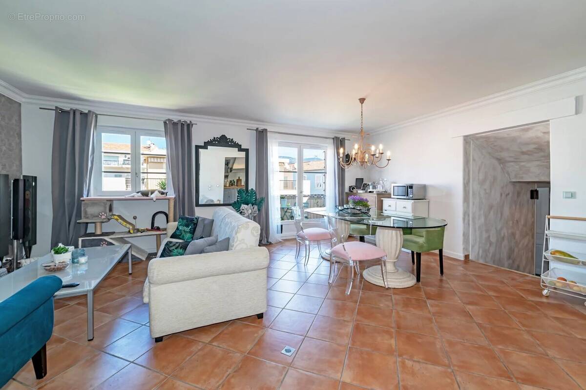 Appartement à SAINT-JEAN-CAP-FERRAT
