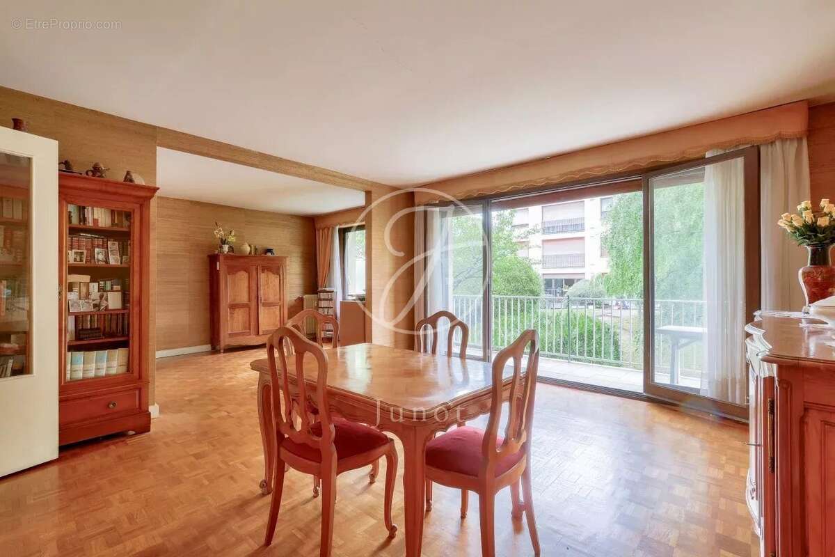 Appartement à SAINT-CLOUD