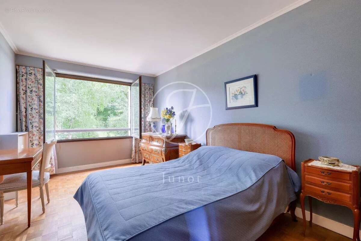 Appartement à SAINT-CLOUD