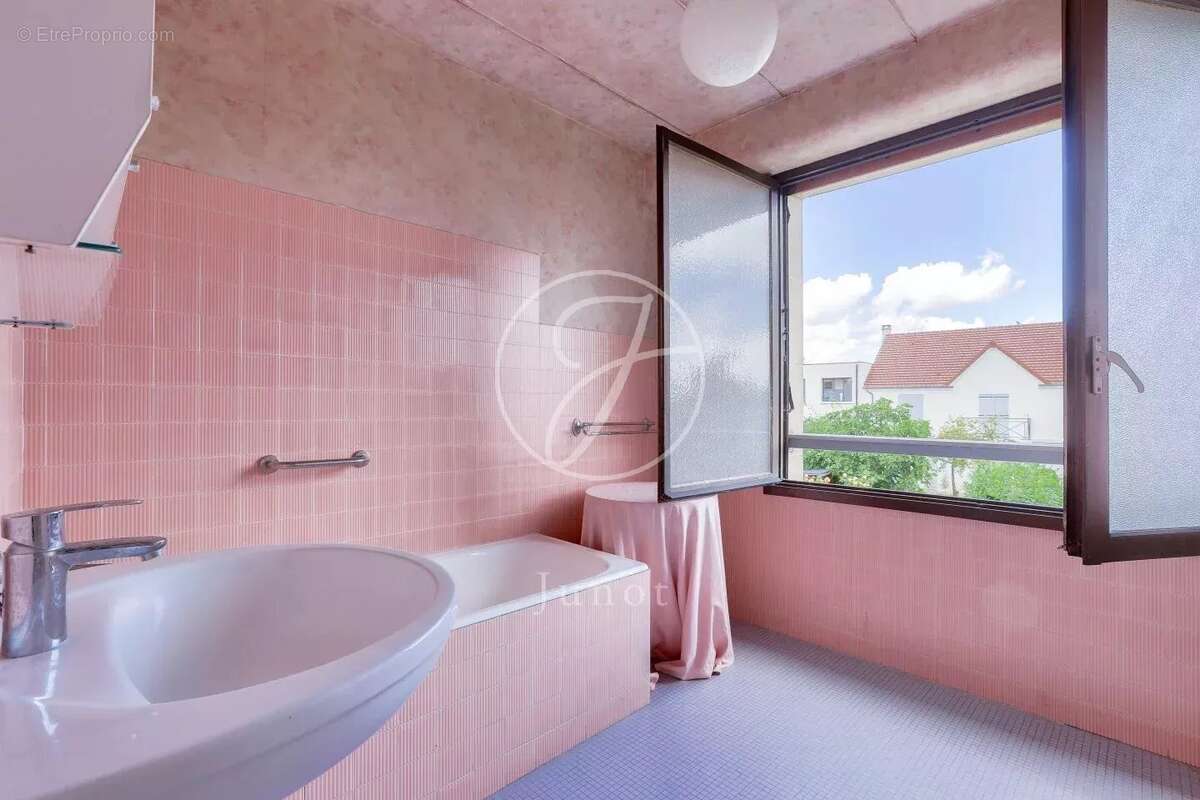 Appartement à SAINT-CLOUD