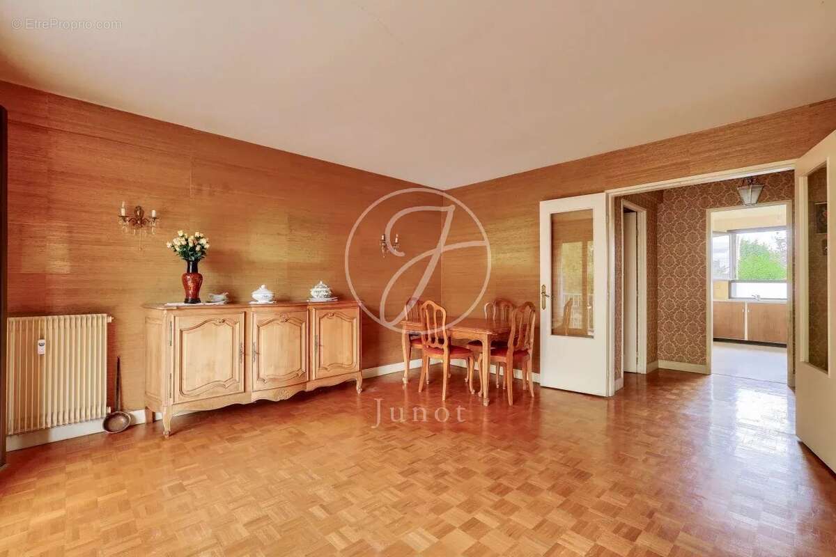 Appartement à SAINT-CLOUD