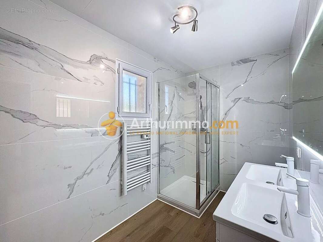 Maison à SAINT-SAVIN