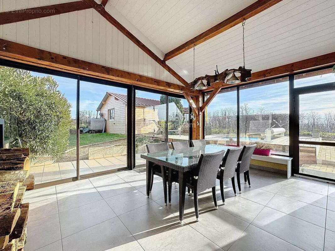 Maison à BOURGOIN-JALLIEU