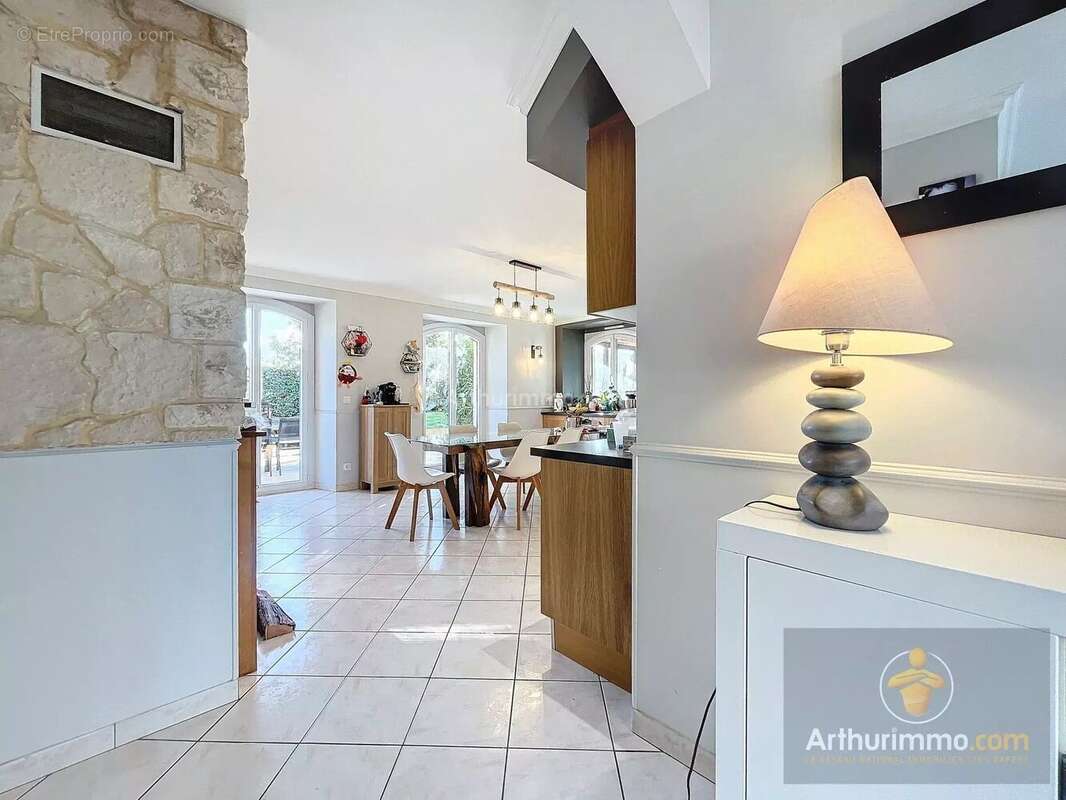 Maison à BOURGOIN-JALLIEU