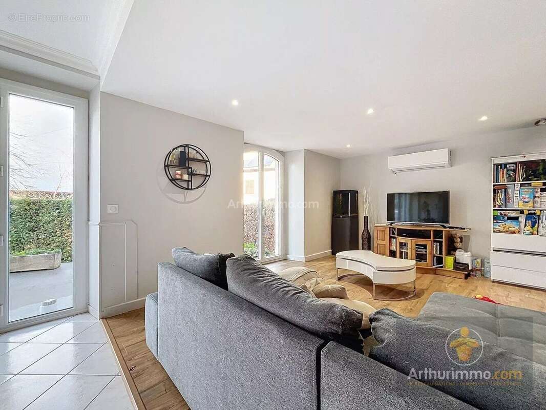 Maison à BOURGOIN-JALLIEU