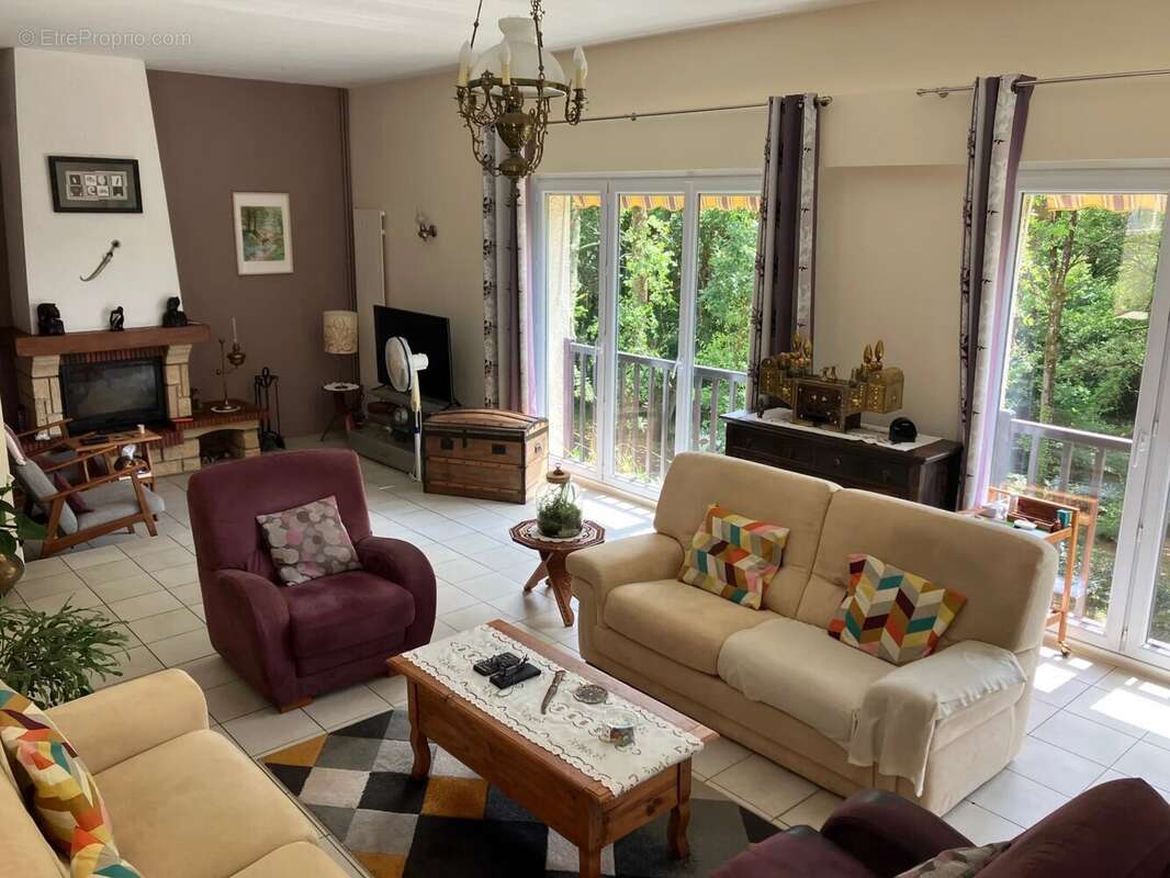 Maison à LA MEMBROLLE-SUR-CHOISILLE