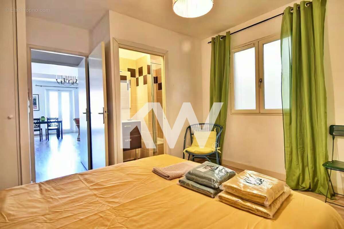 Appartement à MARSEILLE-2E