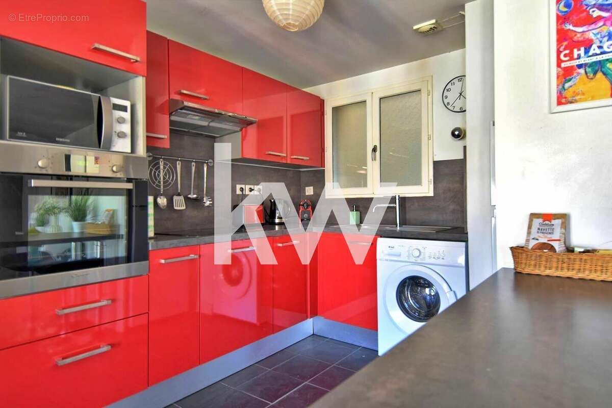 Appartement à MARSEILLE-2E