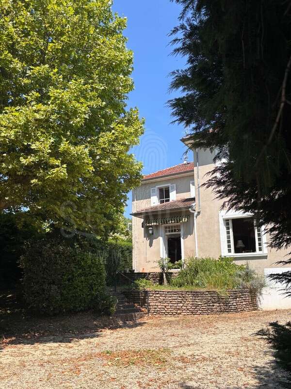 Maison à LA COTE-SAINT-ANDRE