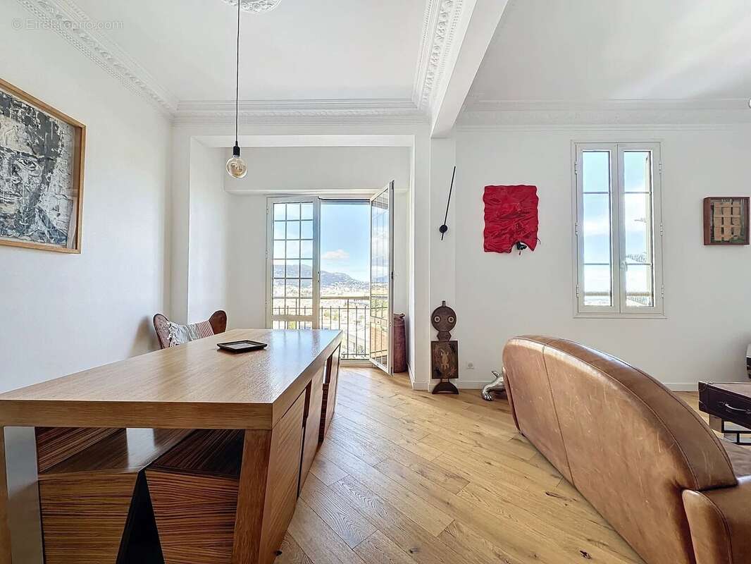 Appartement à NICE