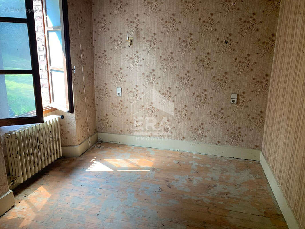 Maison à CHARAVINES