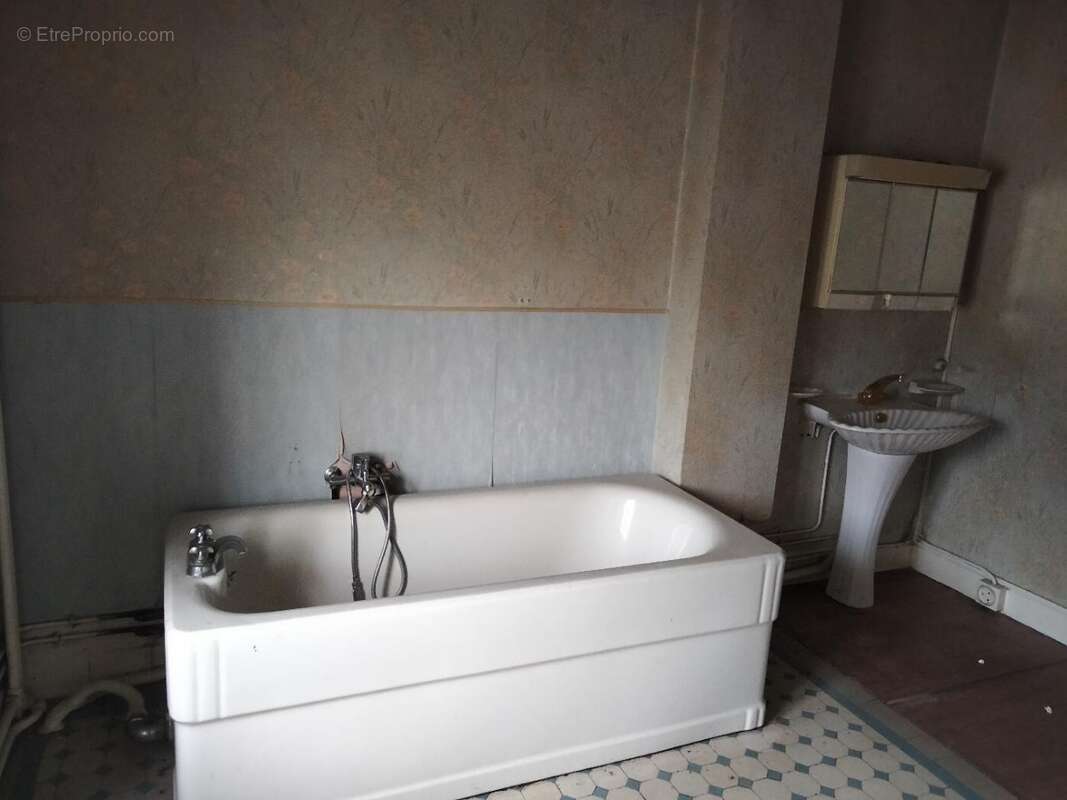 Maison à LES HAUTES-RIVIERES