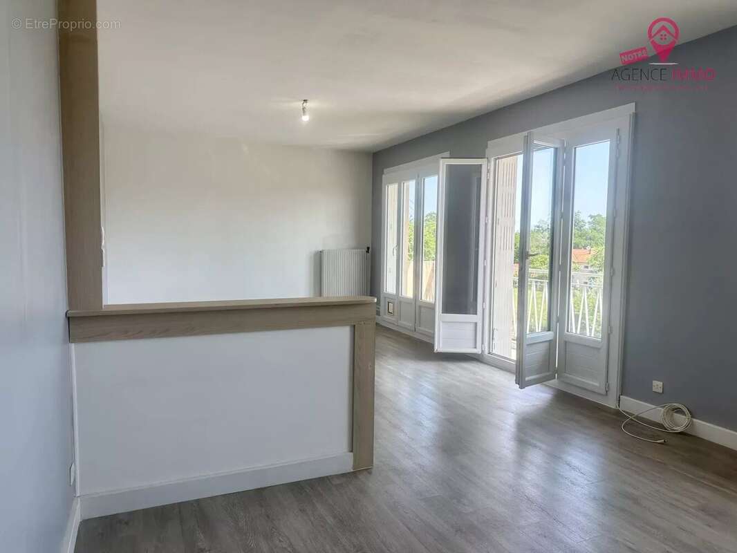 Appartement à VAULX-EN-VELIN