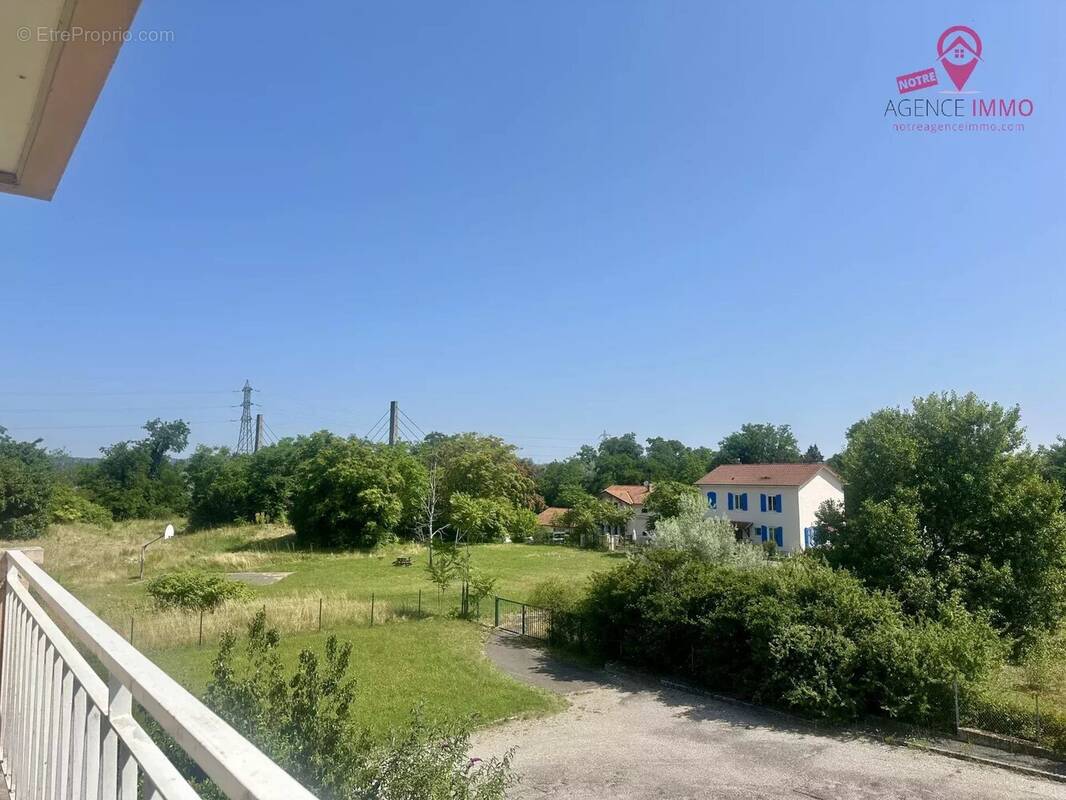 Appartement à VAULX-EN-VELIN