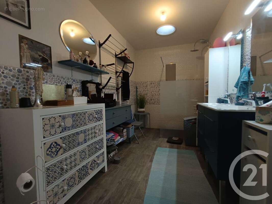 Maison à MORTAGNE-SUR-GIRONDE