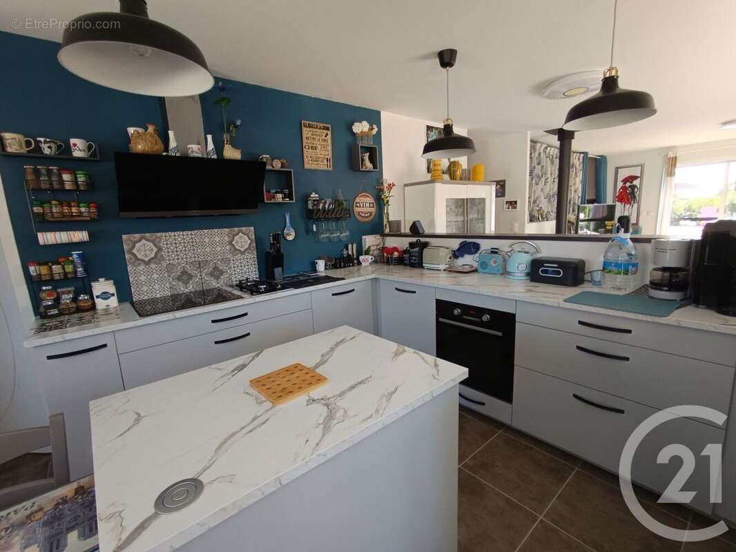 Maison à MORTAGNE-SUR-GIRONDE