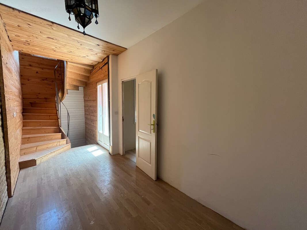 Maison à CASTELMORON-SUR-LOT