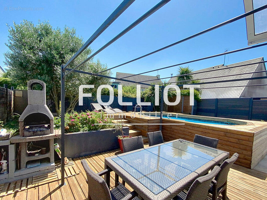 Maison à SAINT-PAIR-SUR-MER