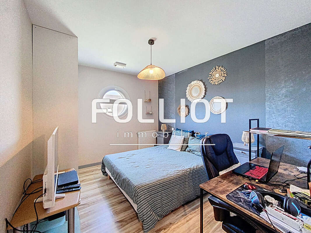 Maison à SAINT-PAIR-SUR-MER