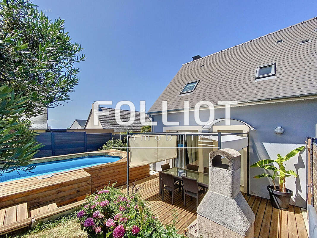 Maison à SAINT-PAIR-SUR-MER