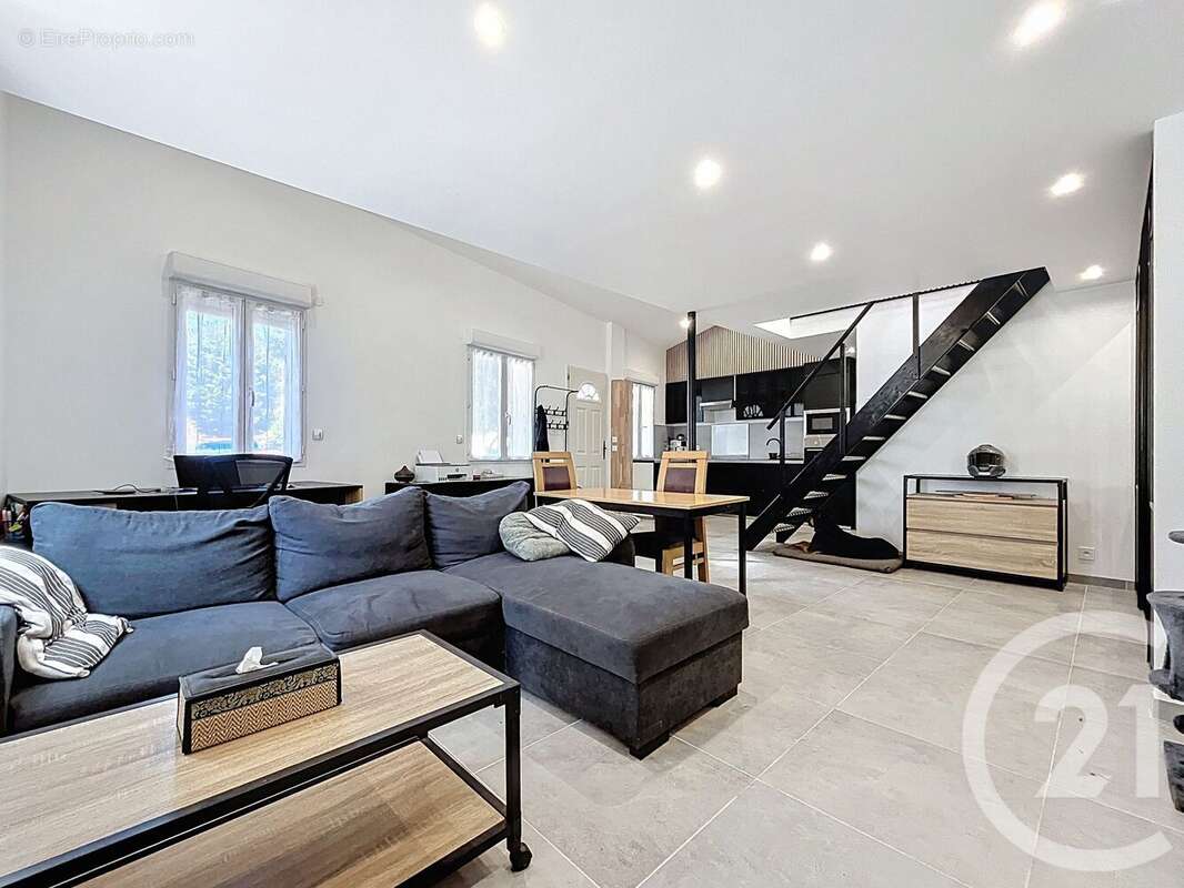 Appartement à NANGIS