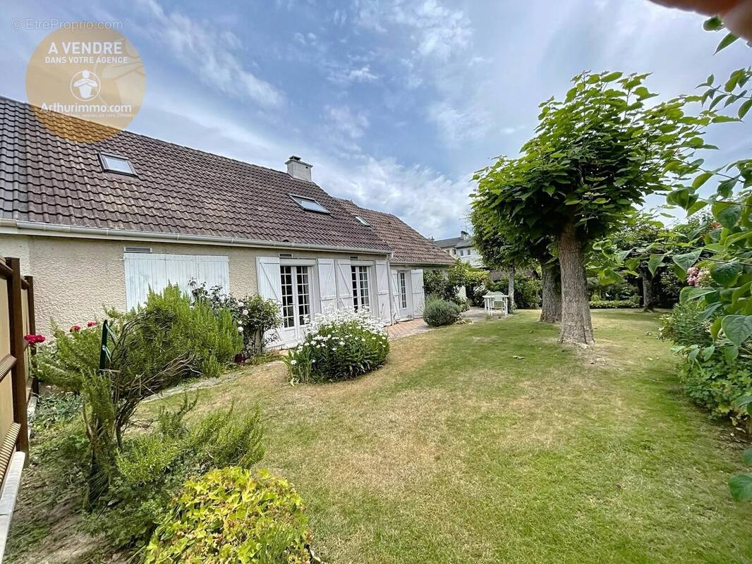 Maison à BAILLET-EN-FRANCE