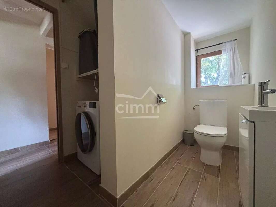 Maison à SAINT-PIERRE-AVEZ