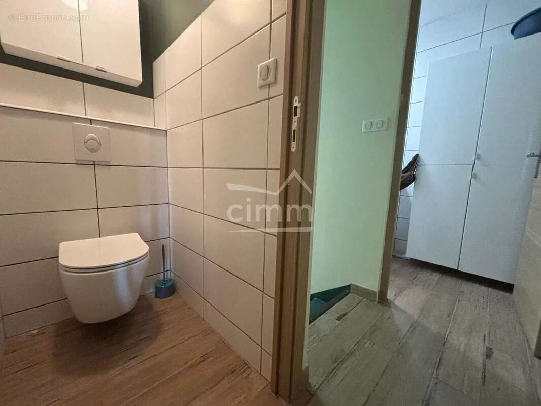 Maison à SAINT-PIERRE-AVEZ