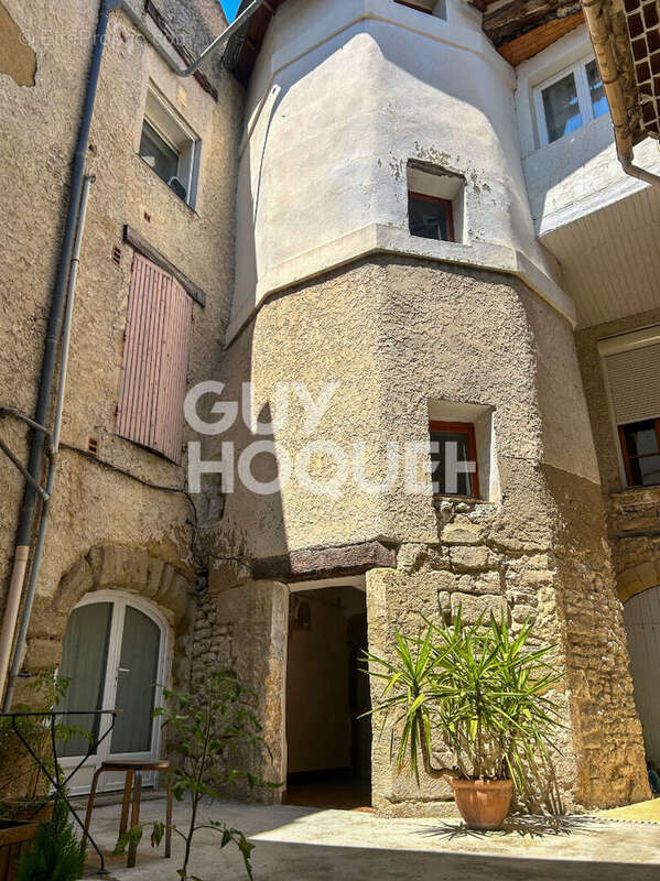 Appartement à L&#039;ISLE-SUR-LA-SORGUE