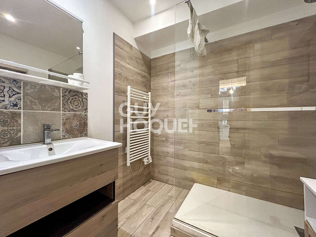 Appartement à L&#039;ISLE-SUR-LA-SORGUE