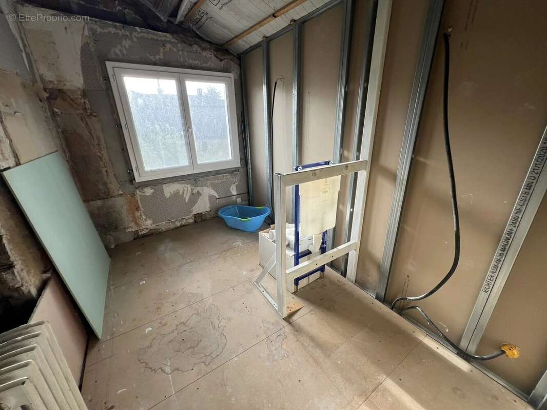 Maison à VIC-FEZENSAC