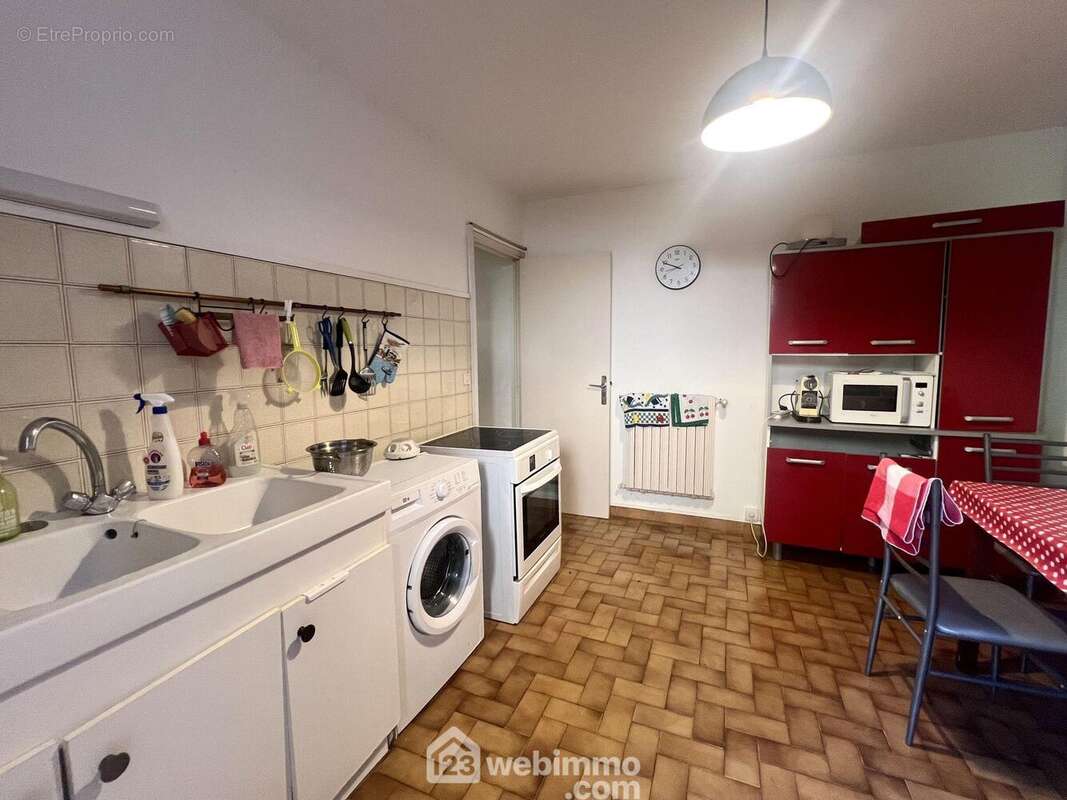 La cuisine du T3 - Maison à SAN-MARTINO-DI-LOTA