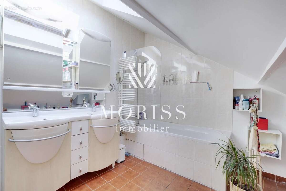 Maison à FONTENAY-SOUS-BOIS