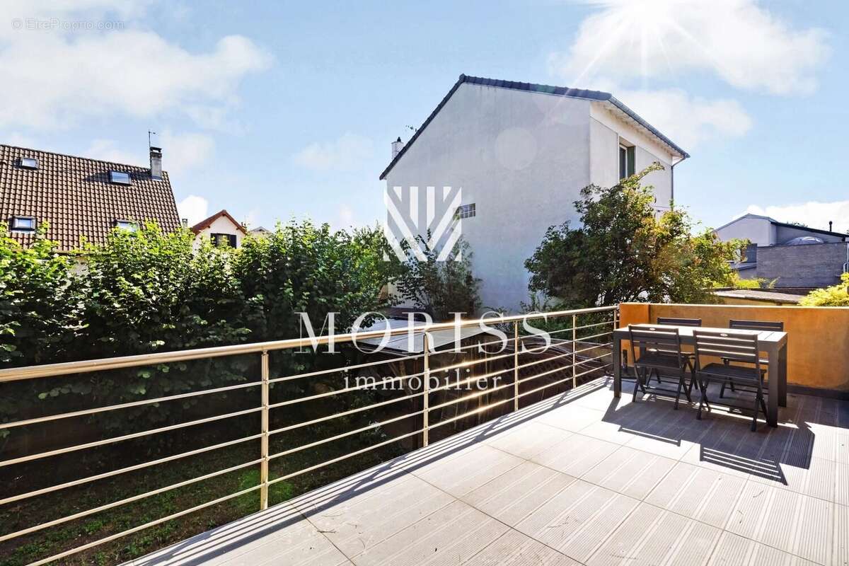 Maison à FONTENAY-SOUS-BOIS