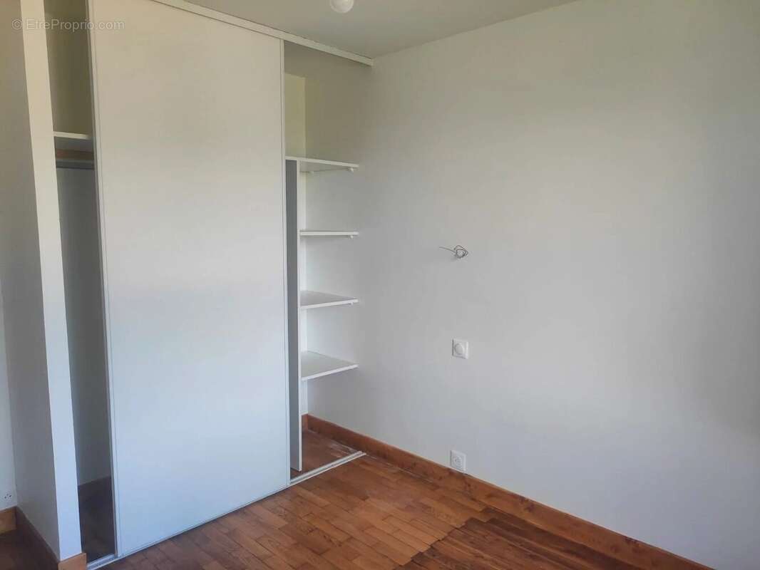 Maison à ORADOUR-SUR-VAYRES