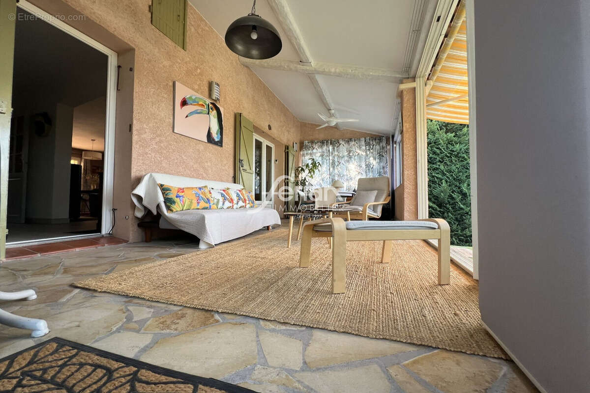 Maison à TRANS-EN-PROVENCE