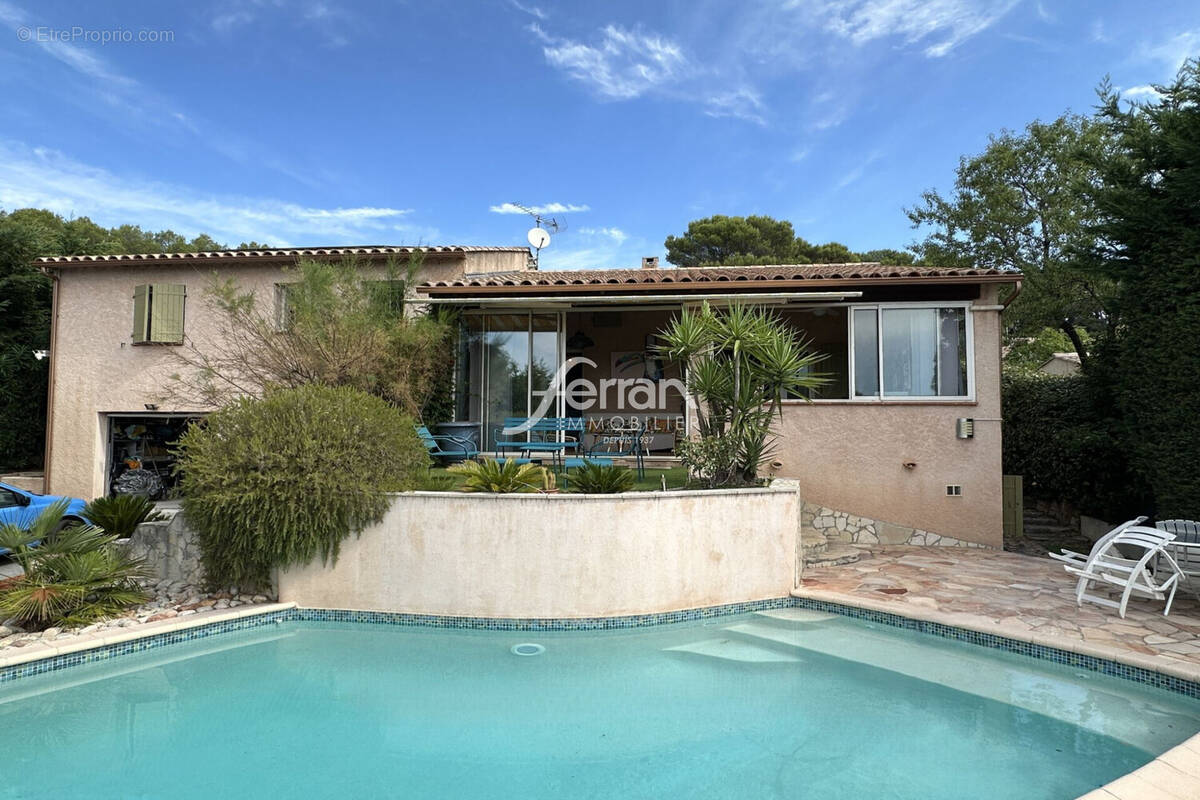 Maison à TRANS-EN-PROVENCE