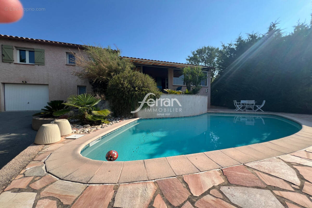 Maison à TRANS-EN-PROVENCE