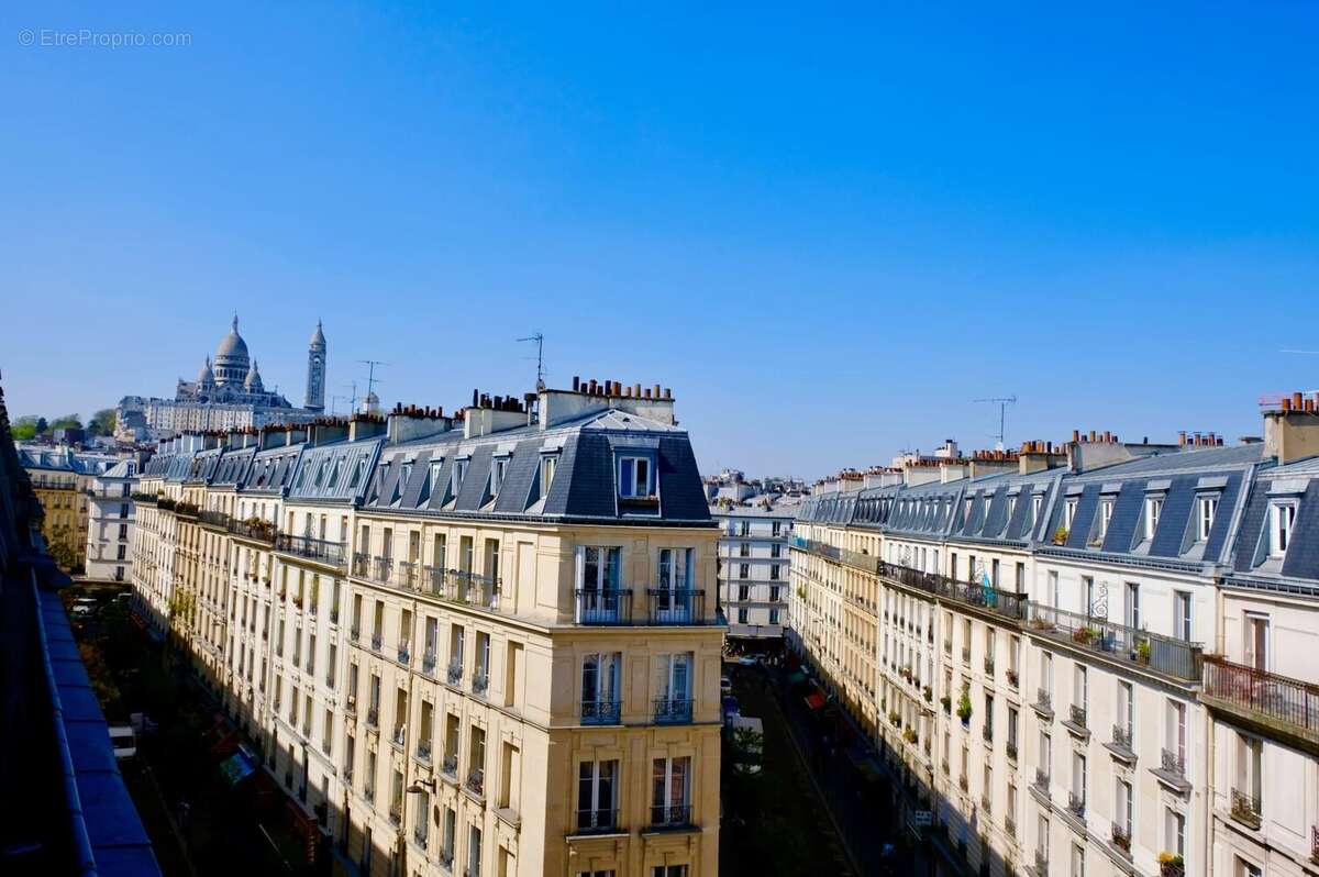 Appartement à PARIS-18E