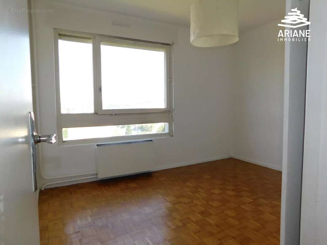 Appartement à OULLINS