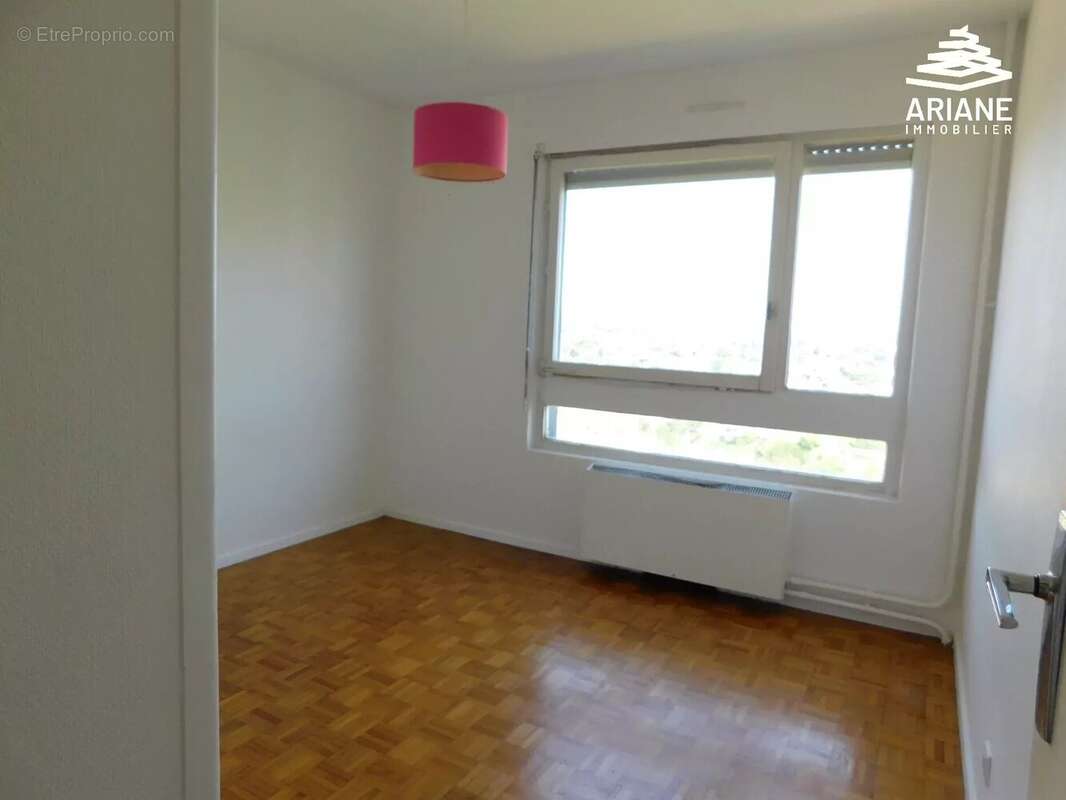 Appartement à OULLINS