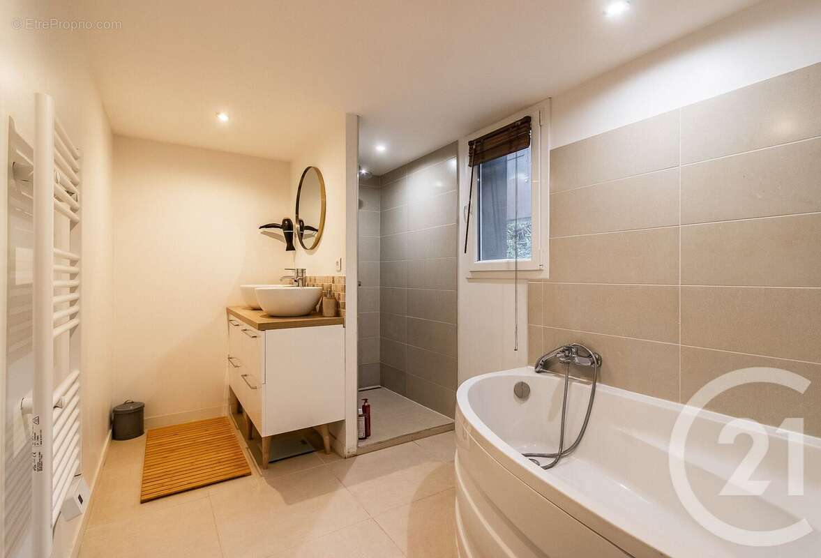 Maison à LOIRE-SUR-RHONE