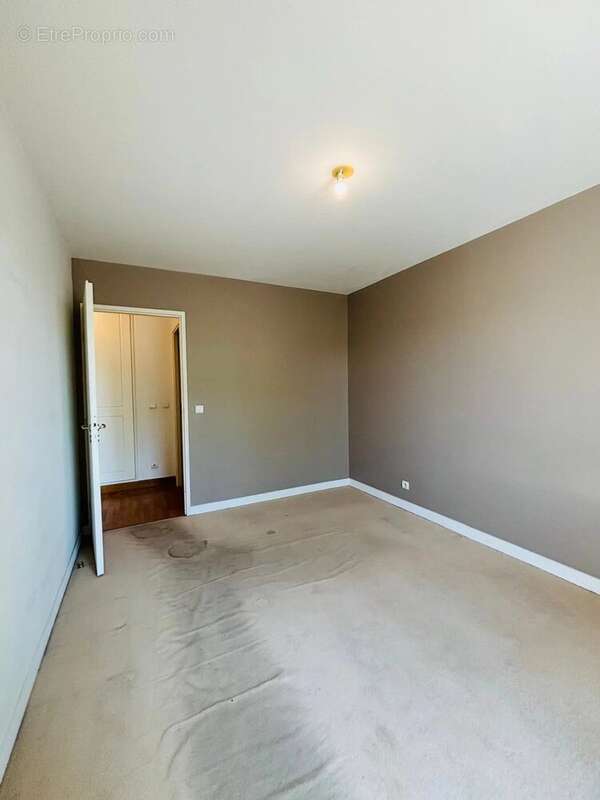 Appartement à RUEIL-MALMAISON