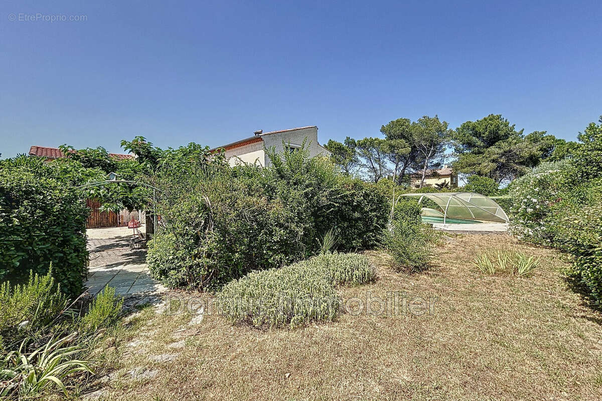 Maison à JONQUERETTES